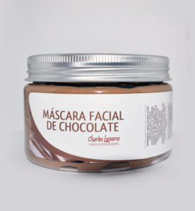 Máscara facial de chocolate